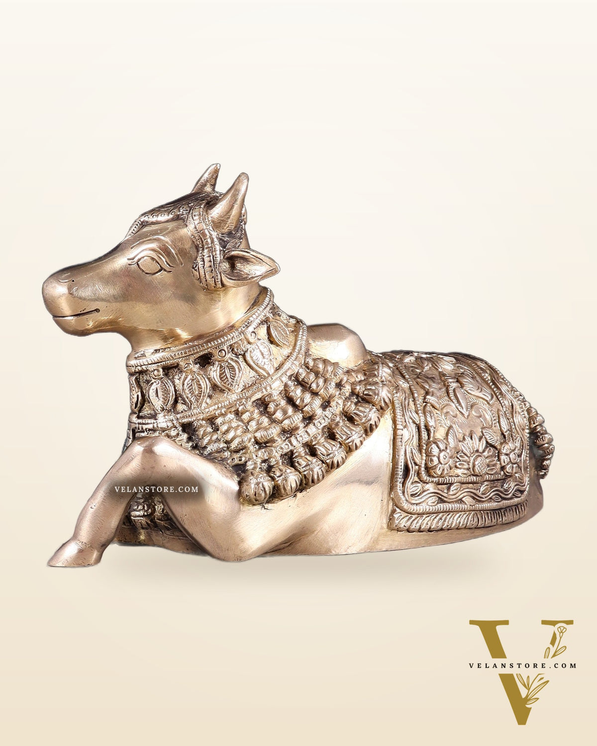 Pure Brass Engraved Nandi Statue – 10" Glossy