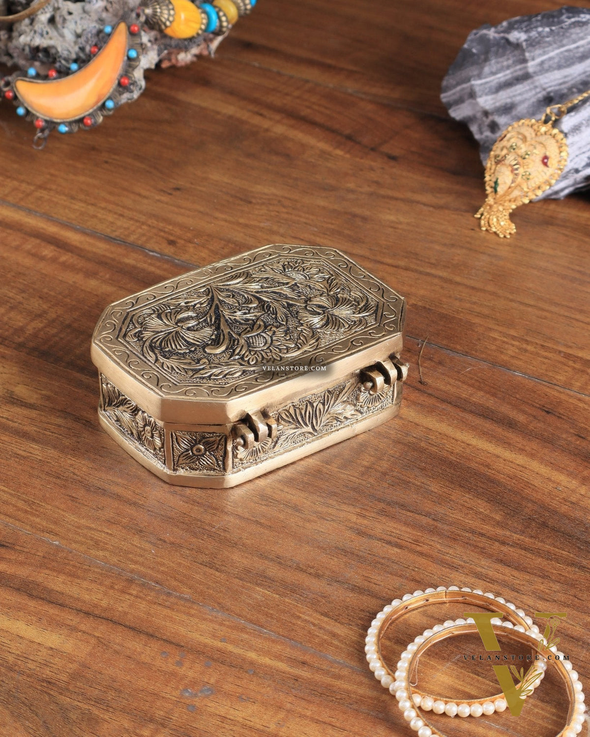 Pure Brass Floral Design Multipurpose Storage/Sindoor Box