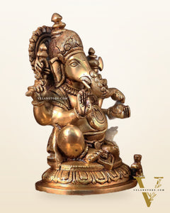 Pure Brass Ganesha and Lakshmi Idols Set - Intricate Detailing, 7.5"
