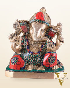 Pure Brass Ganesha Statue with Stonework – 7.5 Inch Elegant Design