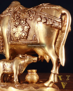 Pure Brass Kamdhenu Cow with Calf Idol – 8 x 4 x 7 Inches, 3.2 Kg