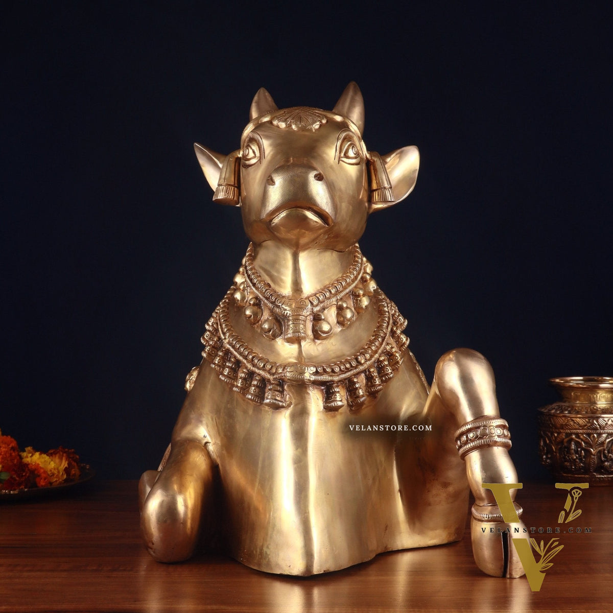 Pure Brass Large Nandi Statue – Straight Face, Superfine Carvings, 17 Inch, 30 Kg