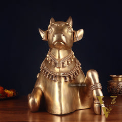 Pure Brass Large Nandi Statue – Straight Face, Superfine Carvings, 17 Inch, 30 Kg