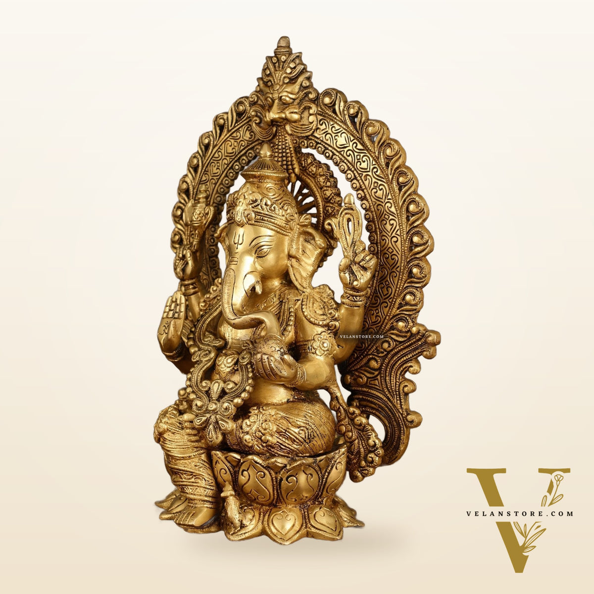 Pure Brass Lord Ganesha with Kirtimukha Prabhavali Aura | 15.5 Inch