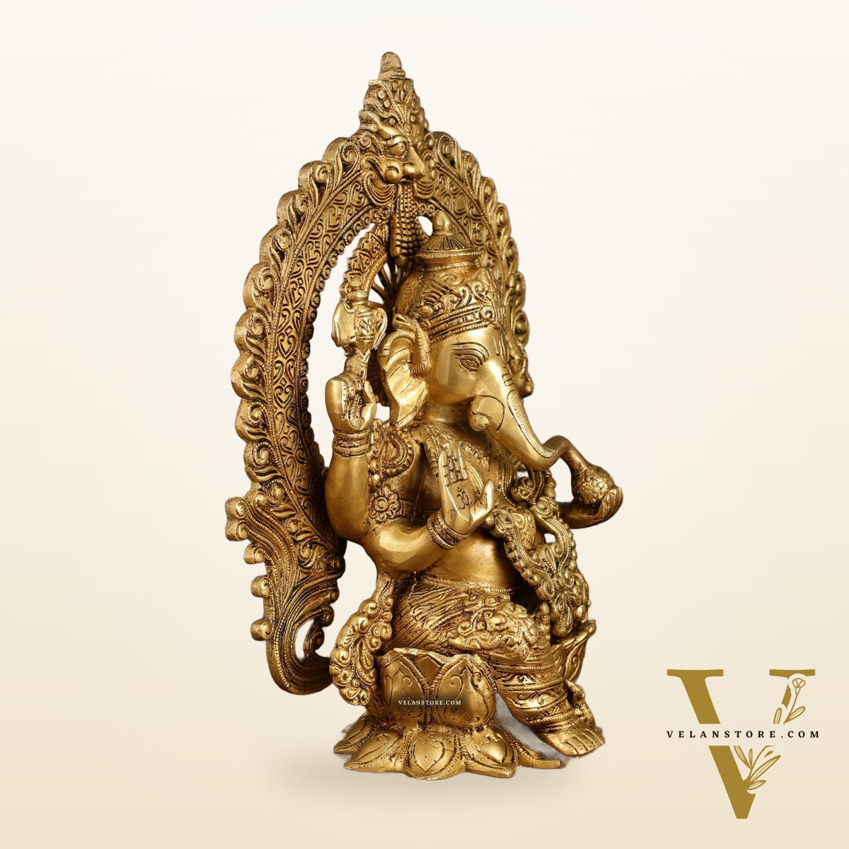 Pure Brass Lord Ganesha with Kirtimukha Prabhavali Aura | 15.5 Inch