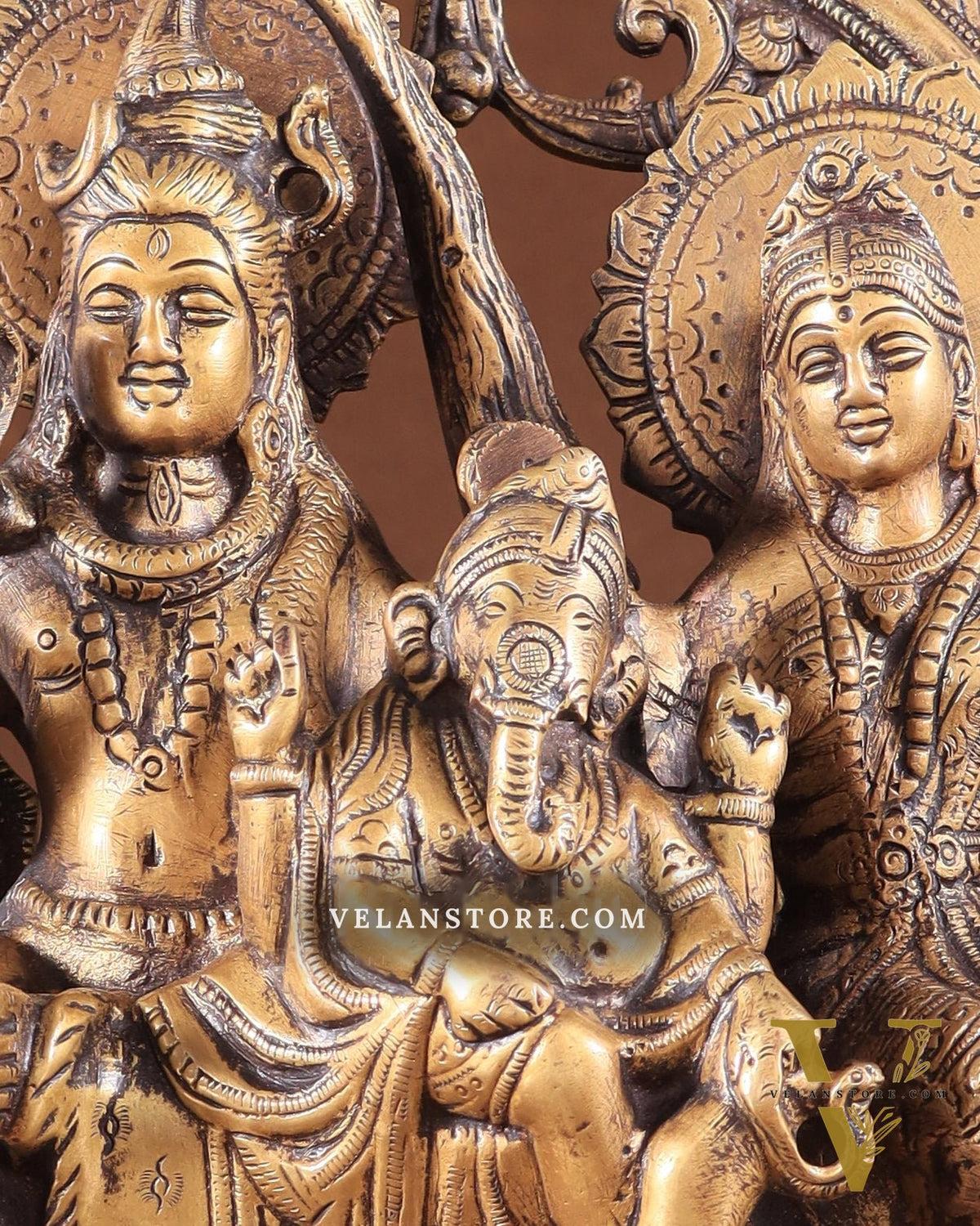 Pure Brass Lord Shiv Parvati with Ganesha Idol and Prabhavali 10.7 inch