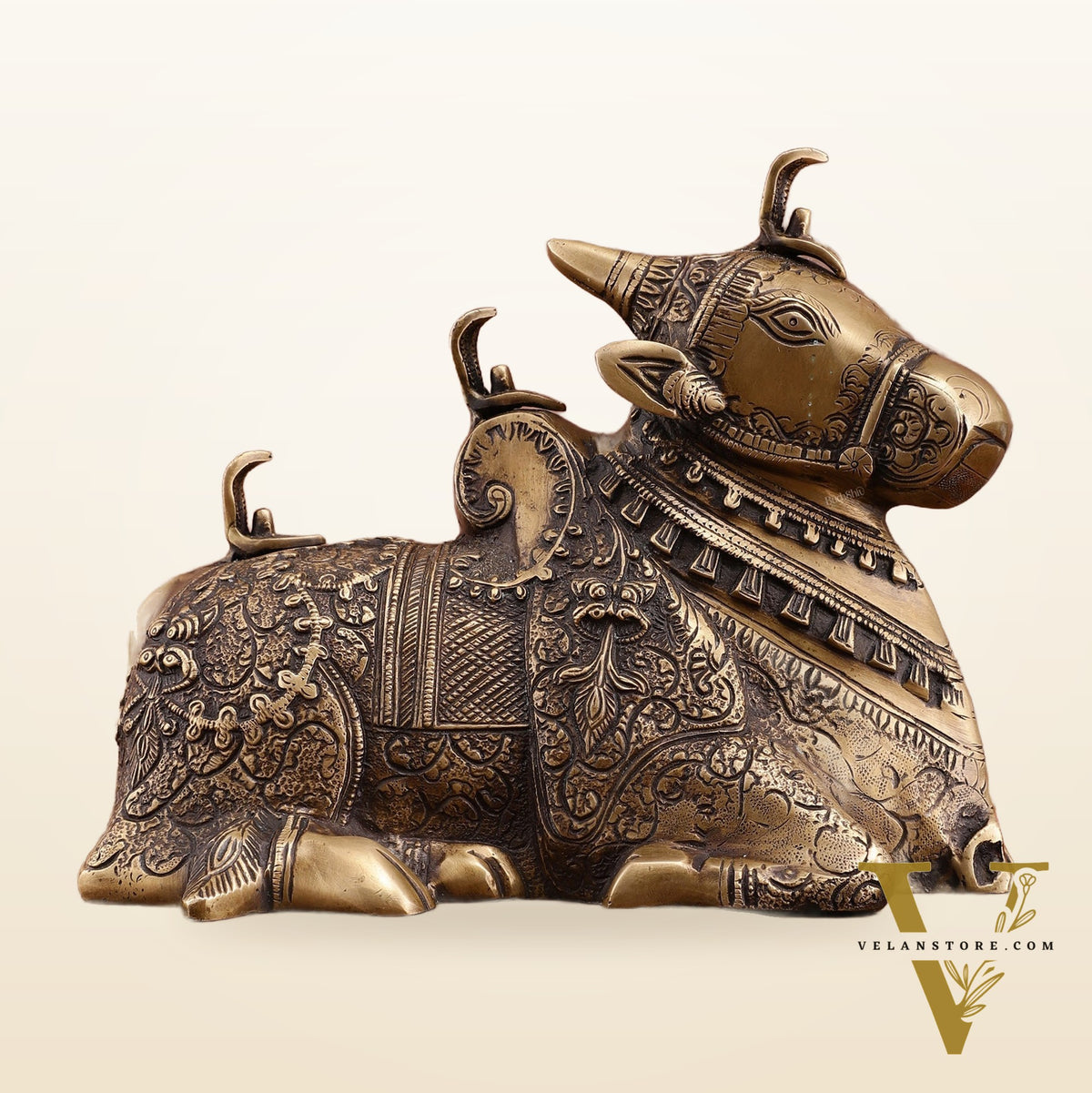 Pure Brass Nandi Statue – Intricately Carved