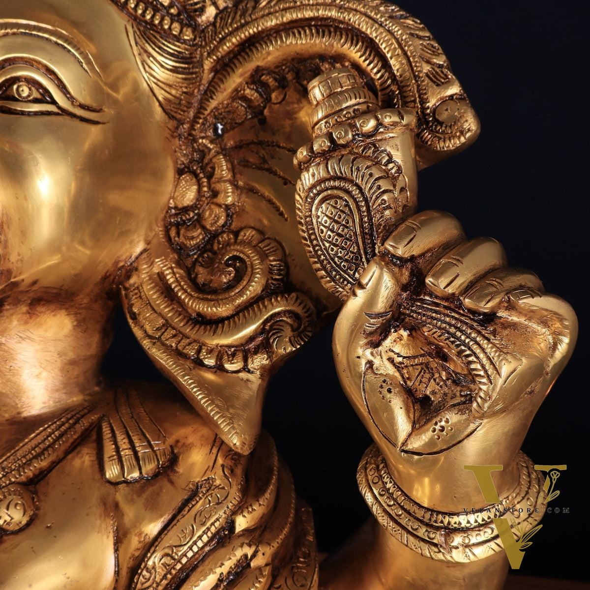 Pure Brass Pagadi Ganapati – Lord Ganesha Wearing a Turban with Enhanced Carvings 18 inch