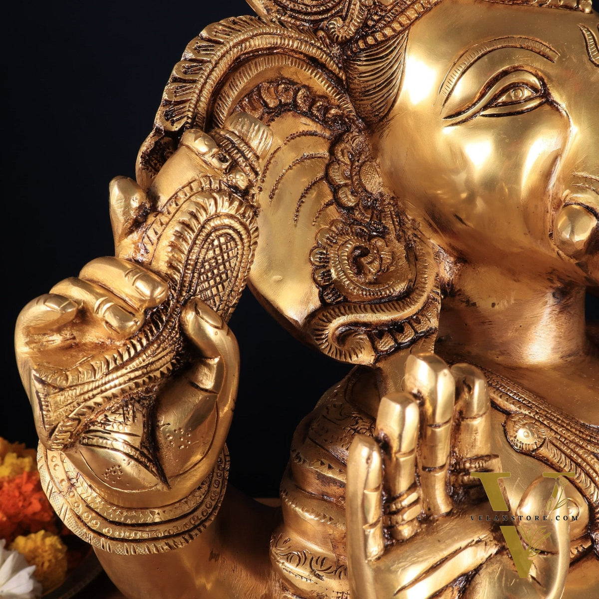 Pure Brass Pagadi Ganapati – Lord Ganesha Wearing a Turban with Enhanced Carvings 18 inch
