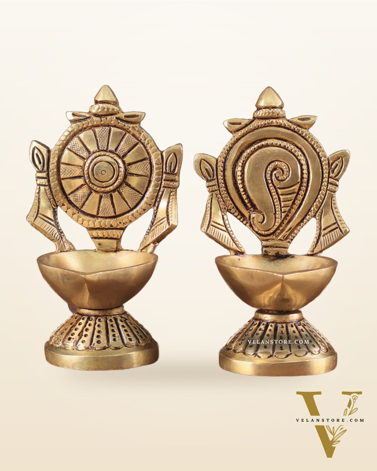 Pure Brass Shankh Chakra Oil Lamps (Pair) 4.5"