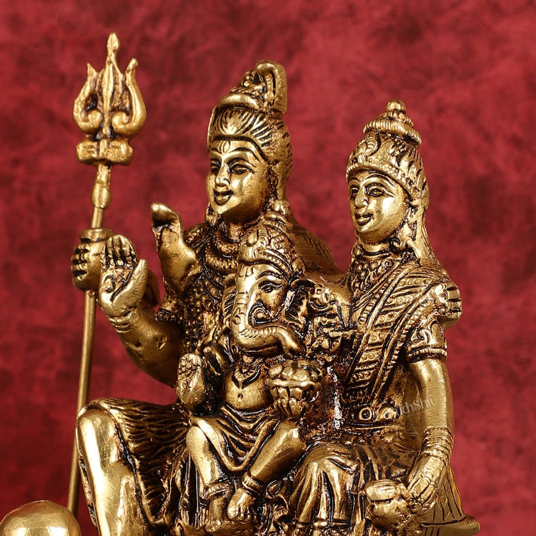 Pure brass superfine Lord Shiva, Parvati and Ganesha idol 5.5"