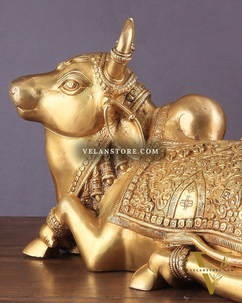 Pure Brass Superfine Nandi with Shiv Ling Carving | 14"