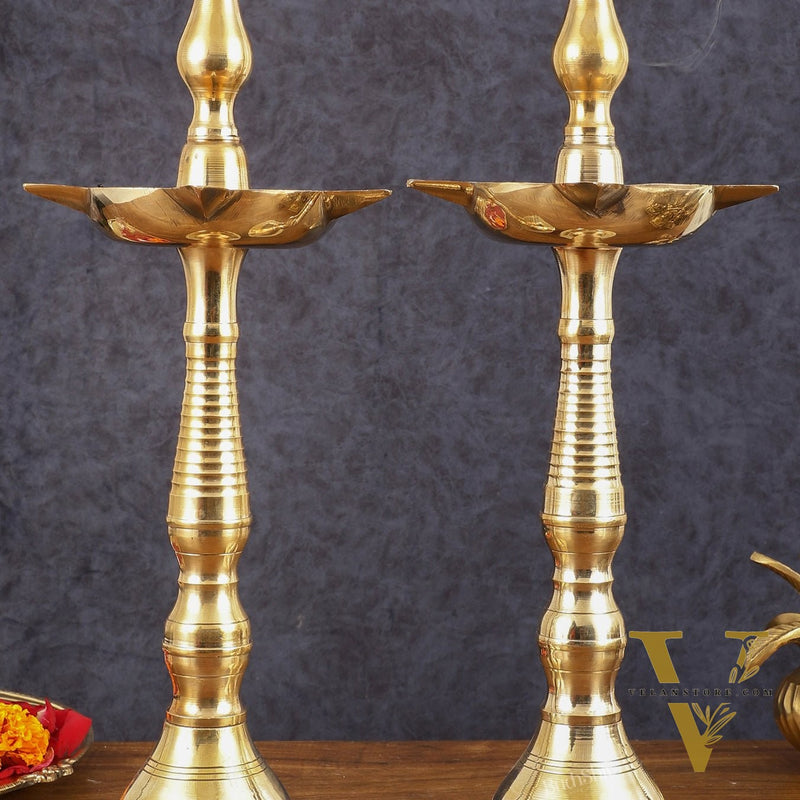 Pure Brass Traditional Kerala Oil Lamp villaku - 16 Inches