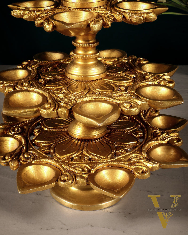 Pure Brass Traditional Multi-Wick Oil Lamp – 19 Diyas