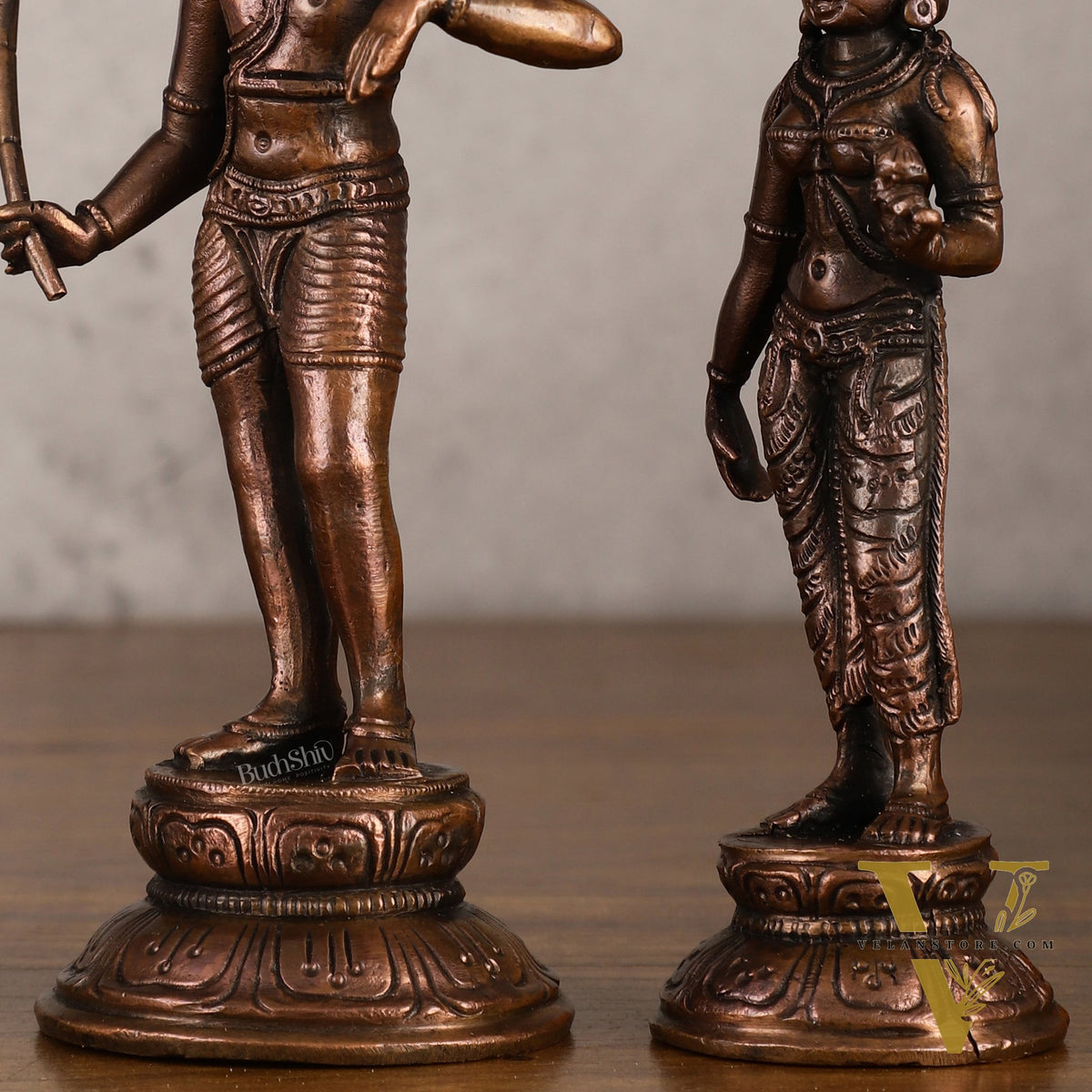 Pure Copper Mannargudi Rajagopala and Andal Idols - Exquisite Detailing