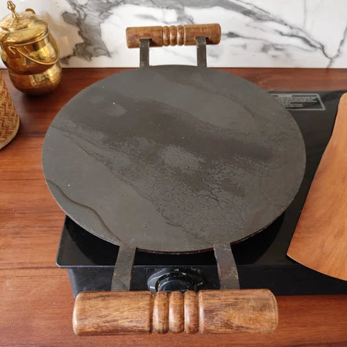 Pure Iron Tawa Round with Wooden Handle/ Pre-Seasoned No chemical Coating