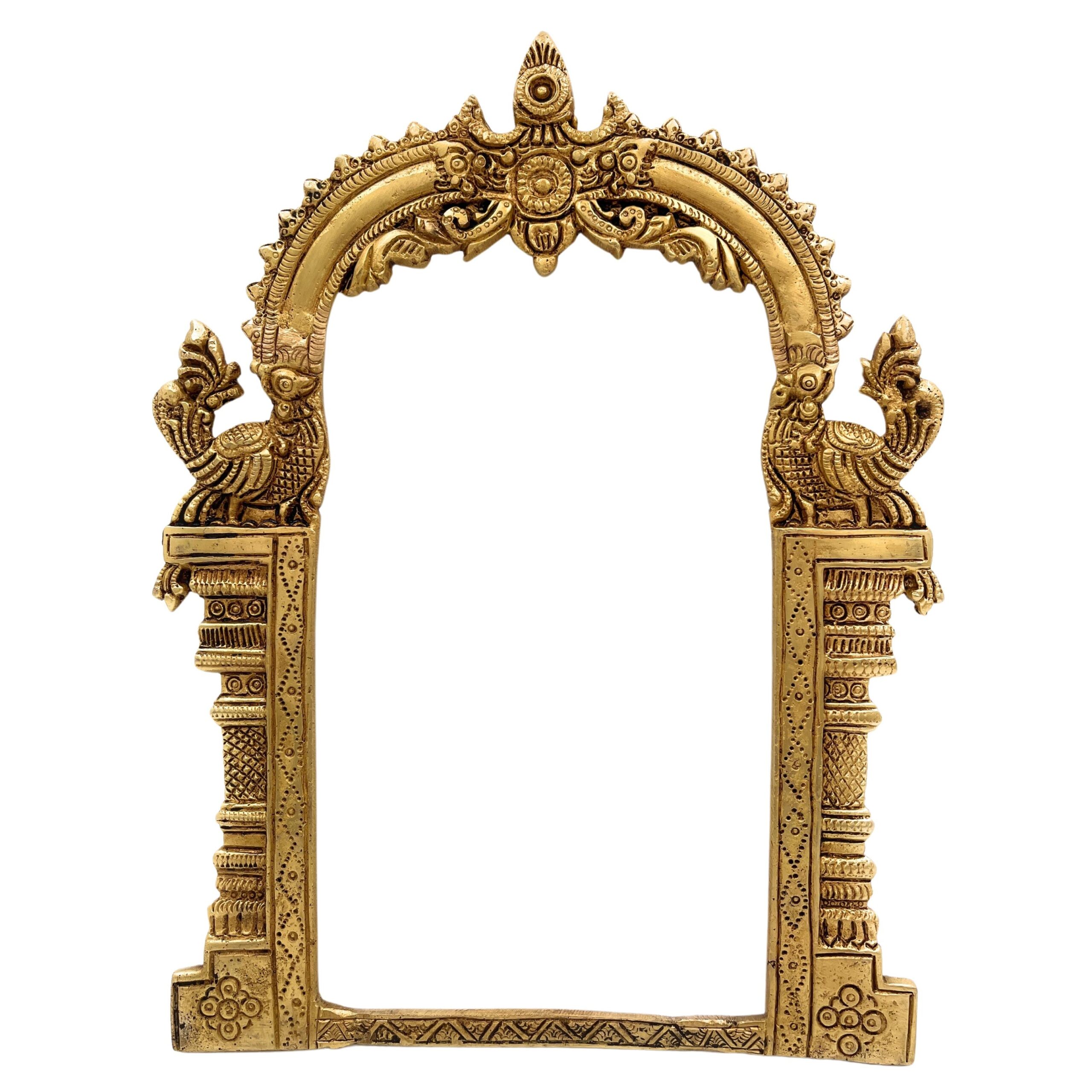 Brass Prabhavali Arch, Traditional Wall Hanging Prabhawali for Deity, Mandir Decor & Home Temple | Prabhawal Frame with Kirtimukha & Makara Torana Design, Gold, 11.5 Inch, 1 Piece