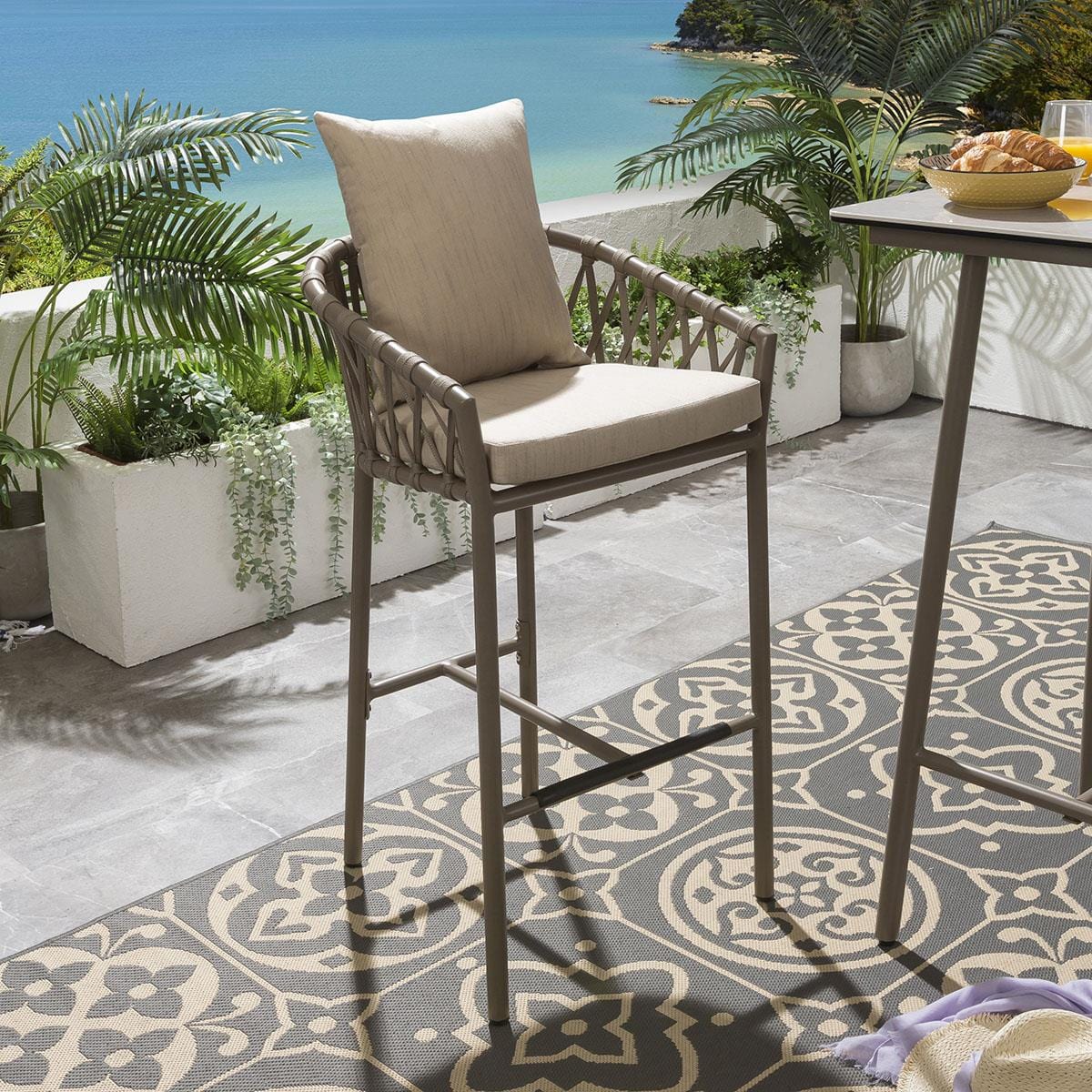 Hilario Outdoor Patio Bar Chair 1 Chair For Balcony Braided & Rope