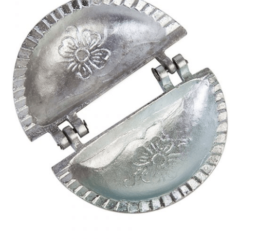 Delicious Aluminium Kozhukatta Achi - The Perfect Snack!