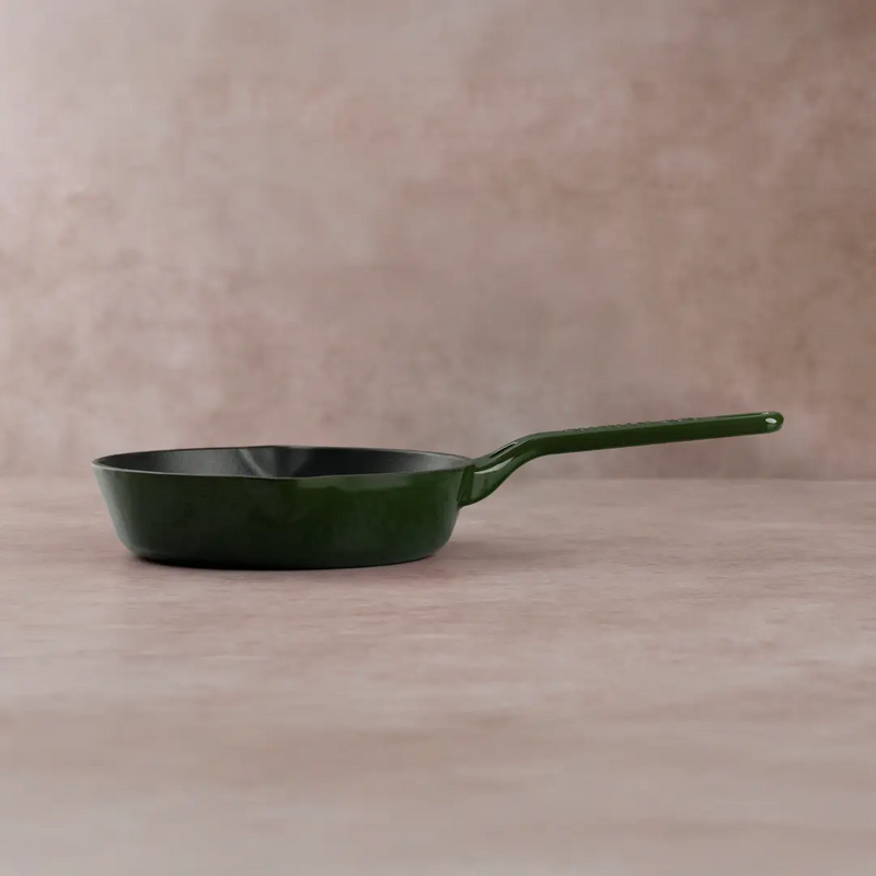 No. 8 Enamel Cast Iron Pan (20cm)