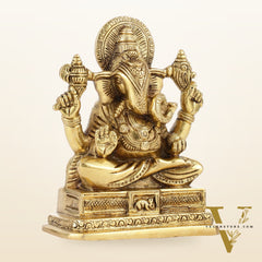 Small Brass Dagduseth Halwai Ganapati Idol | Height 6 inch