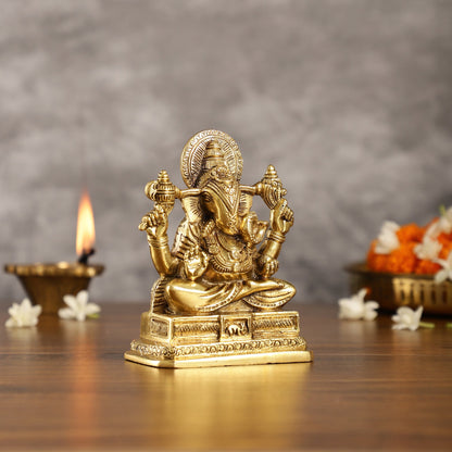Small Brass Dagduseth Halwai Ganapati Idol | Height 6 inch