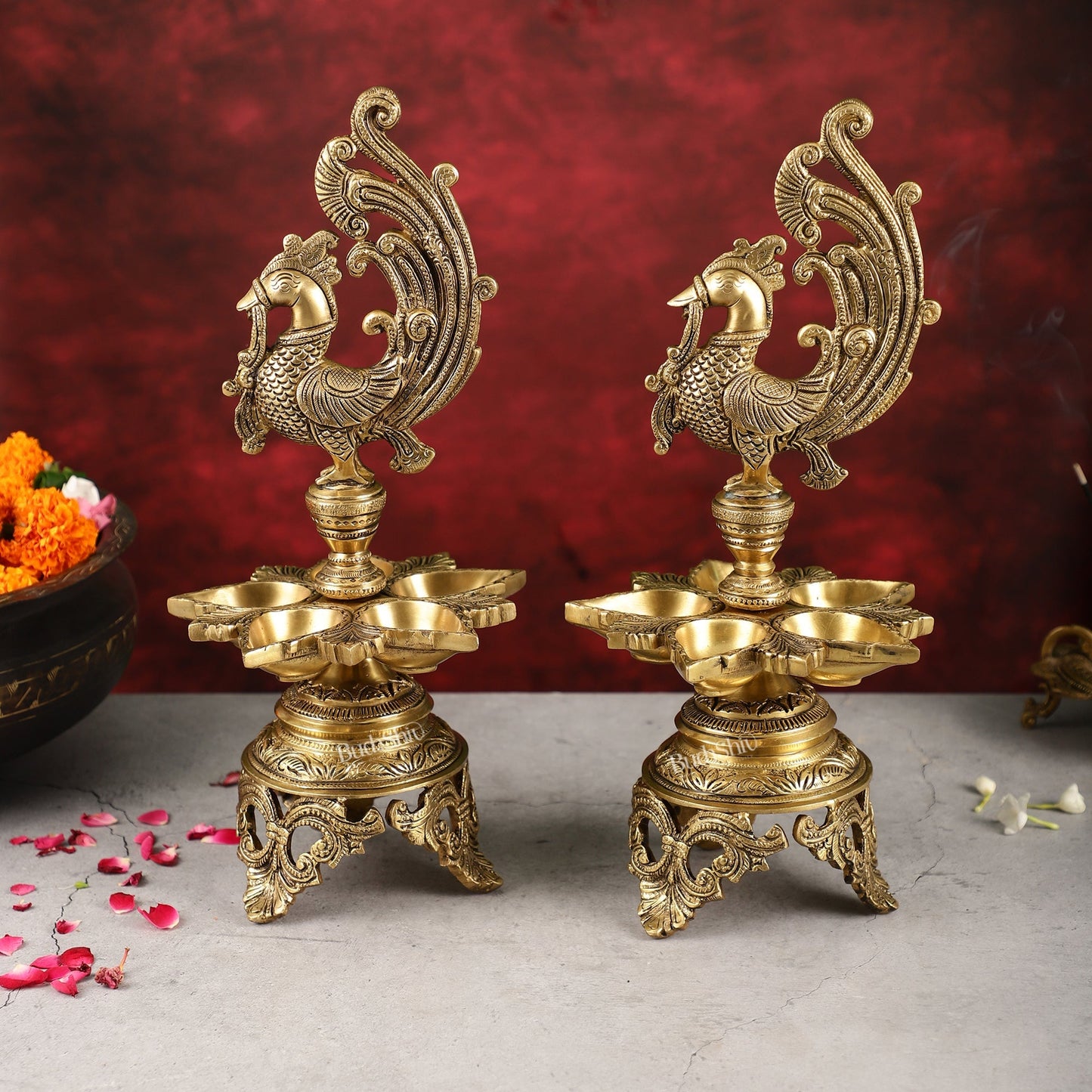 Superfine 14-Inch Brass Peacock Lamp