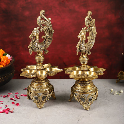 Superfine 14-Inch Brass Peacock Lamp