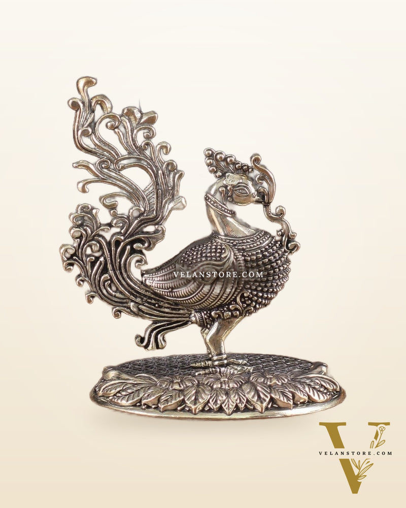 Superfine brass Intricate Peacock Showpiece – 4"