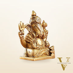 Superfine Brass Shreemant Dagdusheth Halwai Ganpati idol