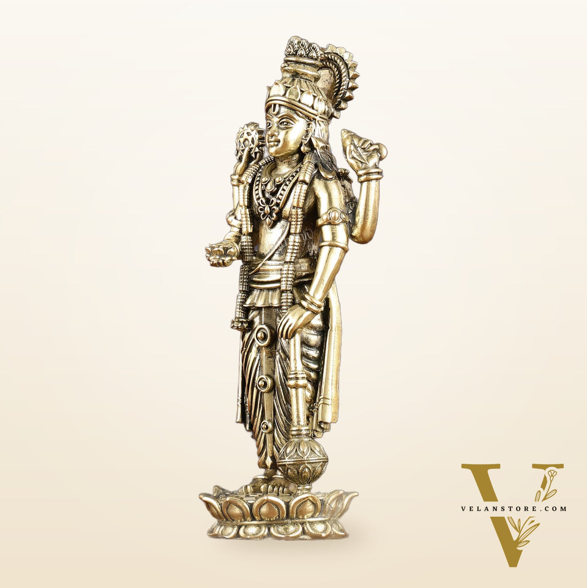Superfine Intricate Vishnu idol 7 inch