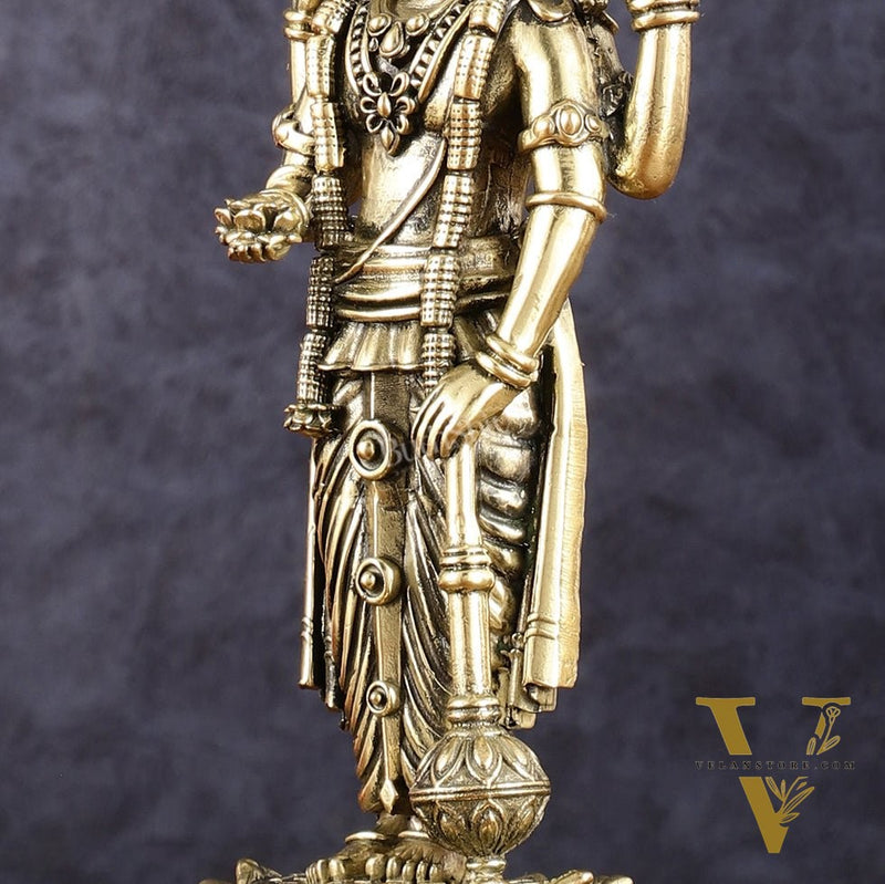Superfine Intricate Vishnu idol 7 inch