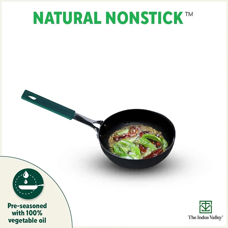 100% Pure Sheet Iron Tadka Pan, Silicone Handle, Seasoned, Toxin-free, 13.3cm / 0.43ml