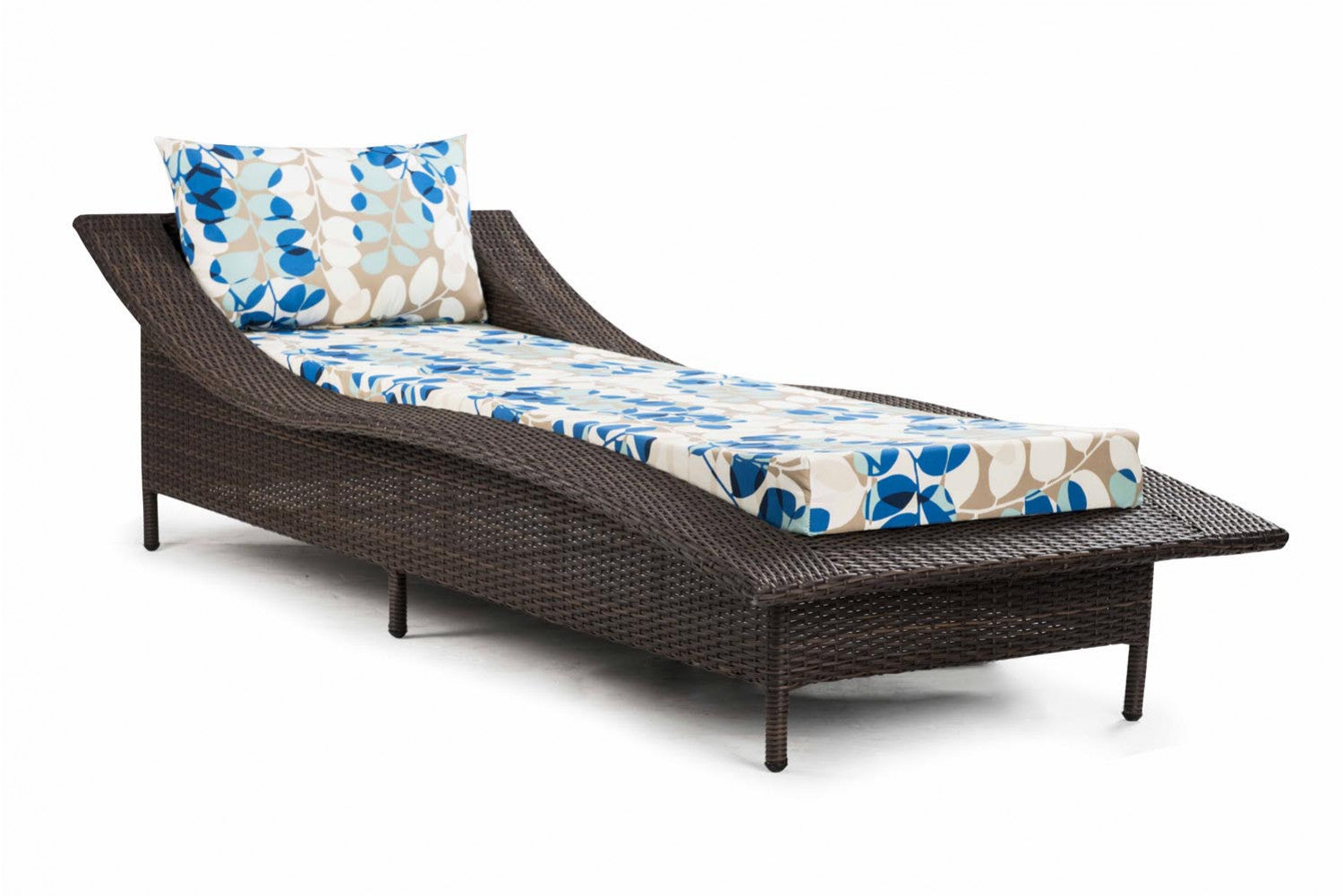Beast Outdoor Swimming Poolside Lounger (Brown)