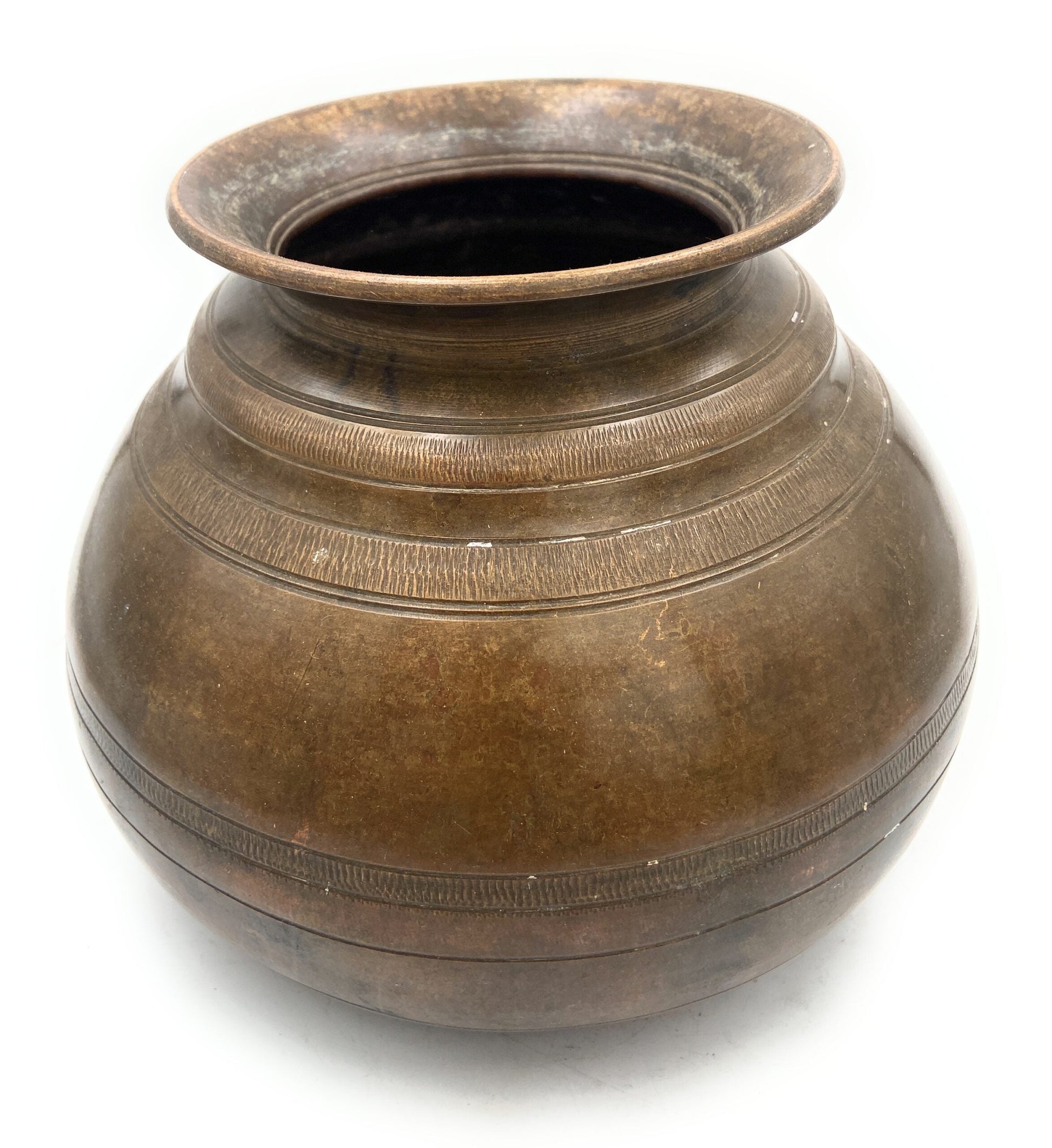 Bhunes Brass Antique Lota, Loota, Chambu, Lotiya, Water Kamandal,Gold, 7 Inch, 1 Piece