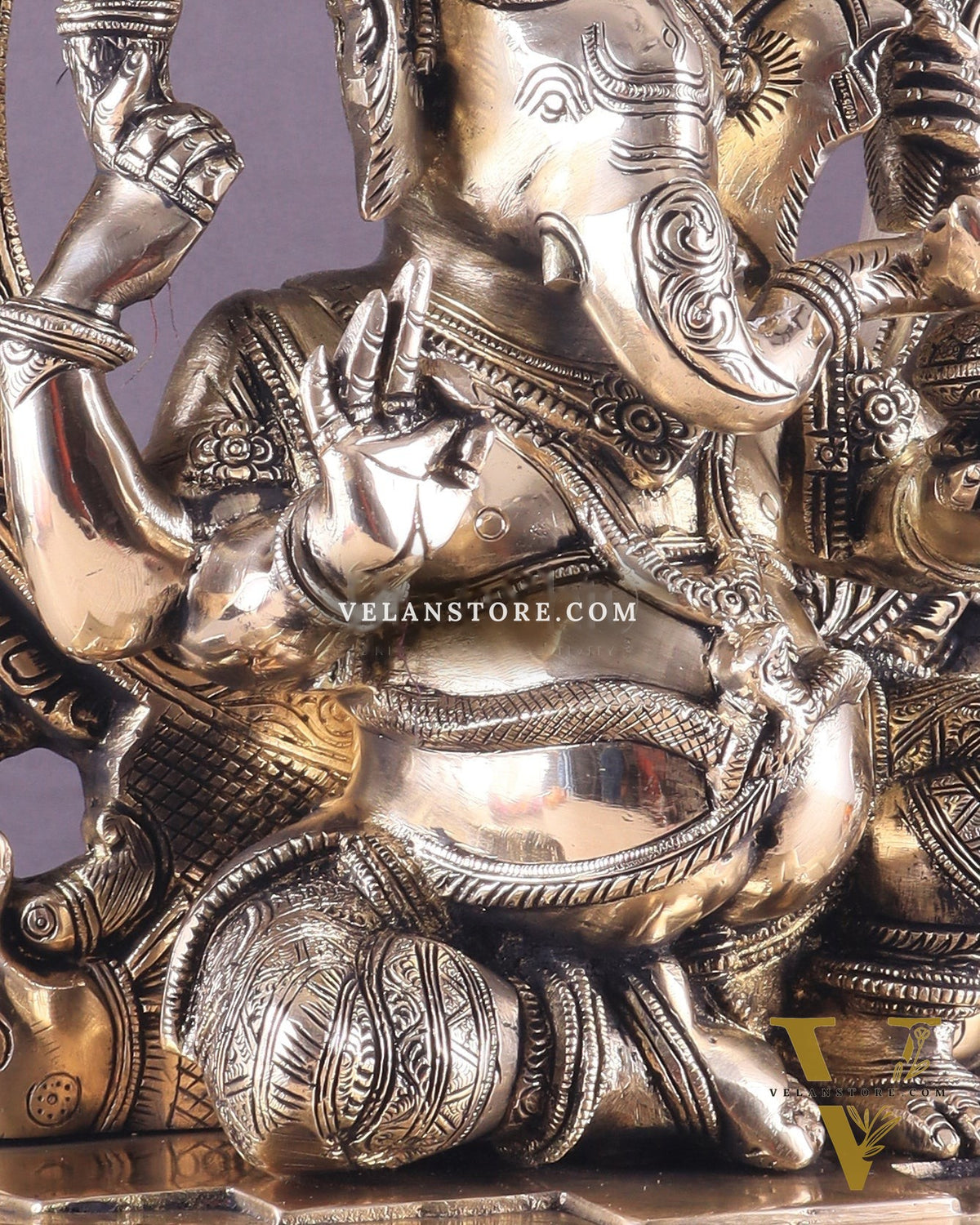 Unique Brass Lord Ganesha Statue with Kirtimukha Prabhavali Arch | 19.5 Inches