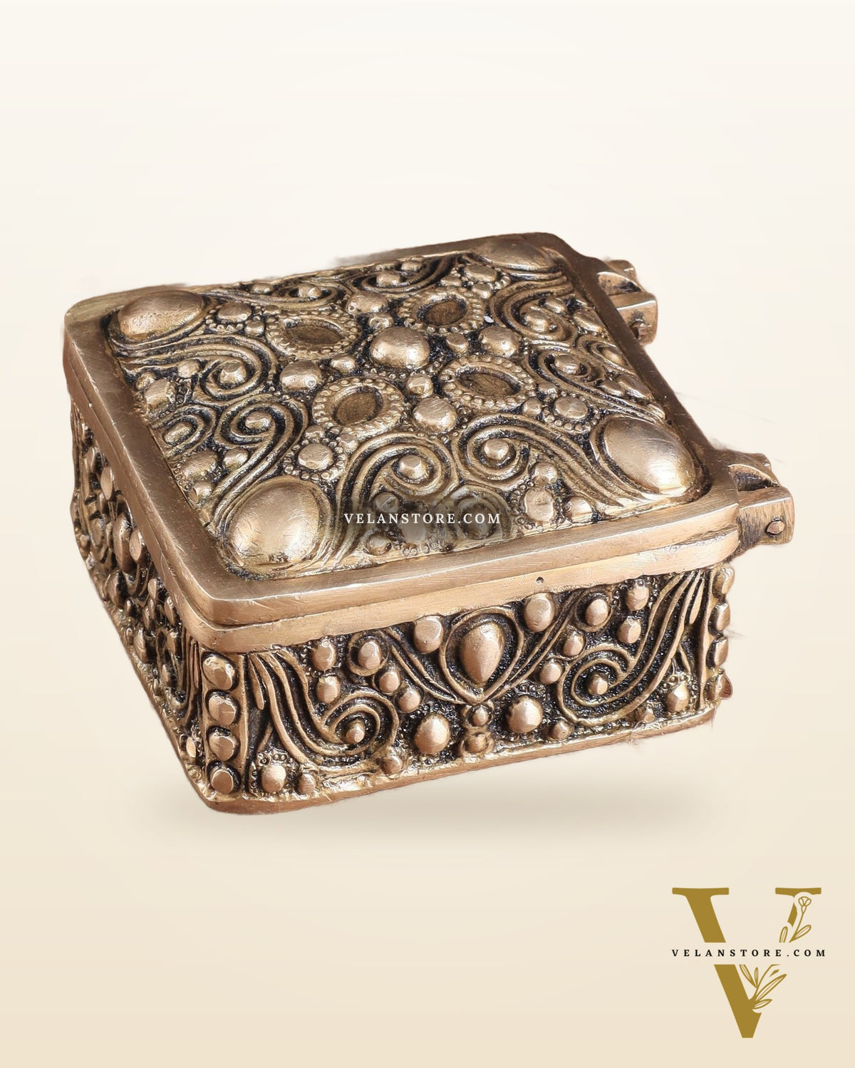 Unique Brass Square Multipurpose Storage Box