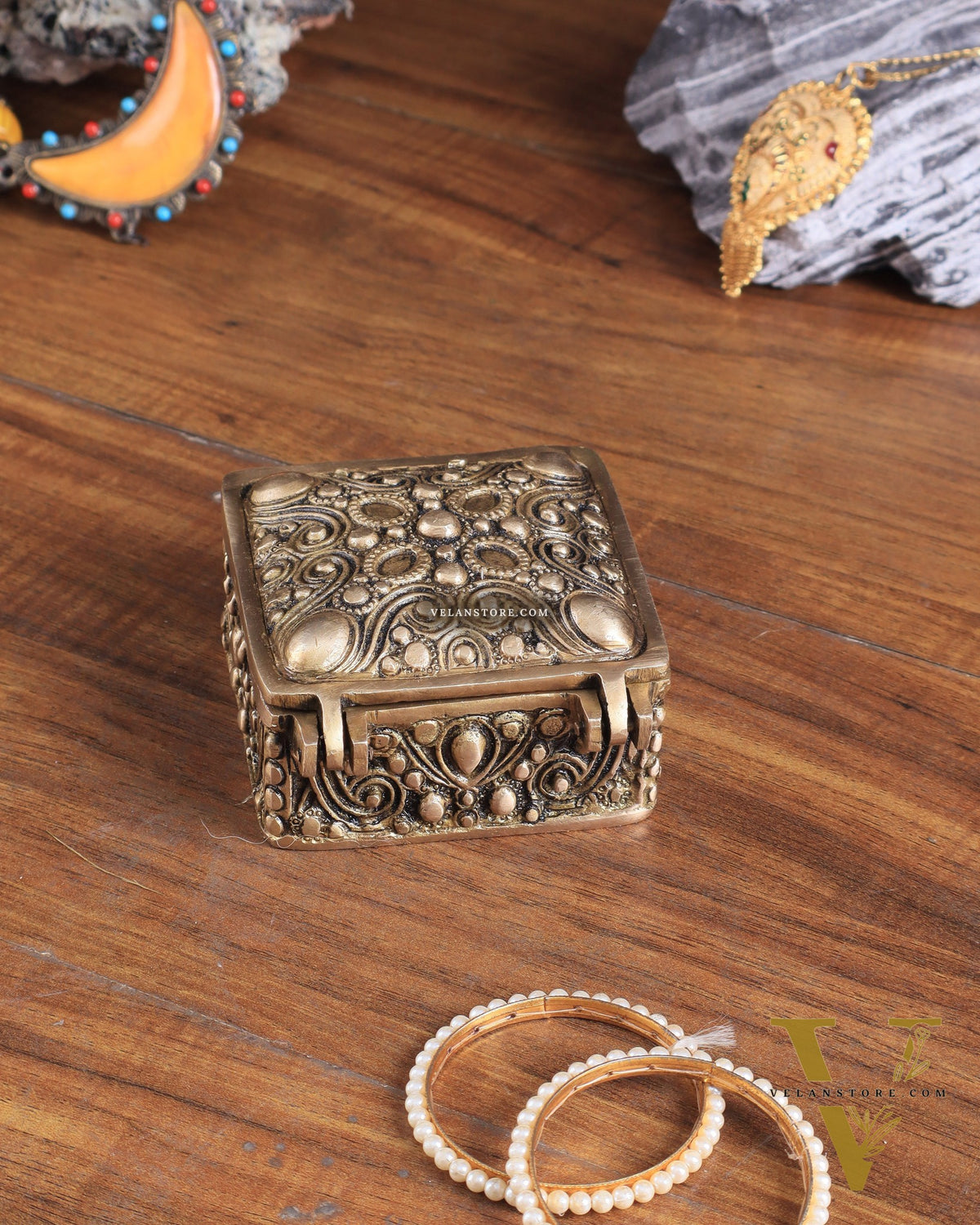 Unique Brass Square Multipurpose Storage Box