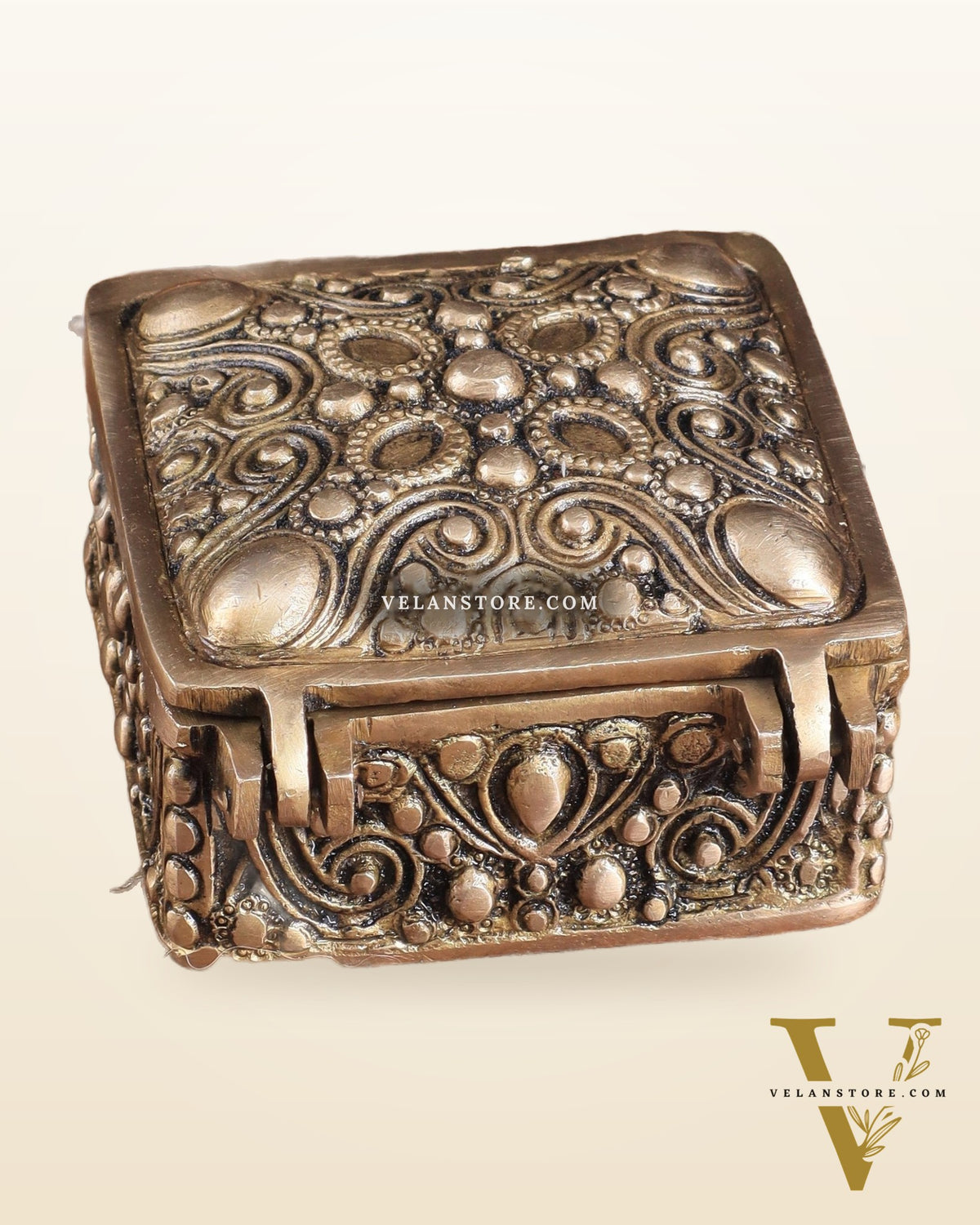 Unique Brass Square Multipurpose Storage Box