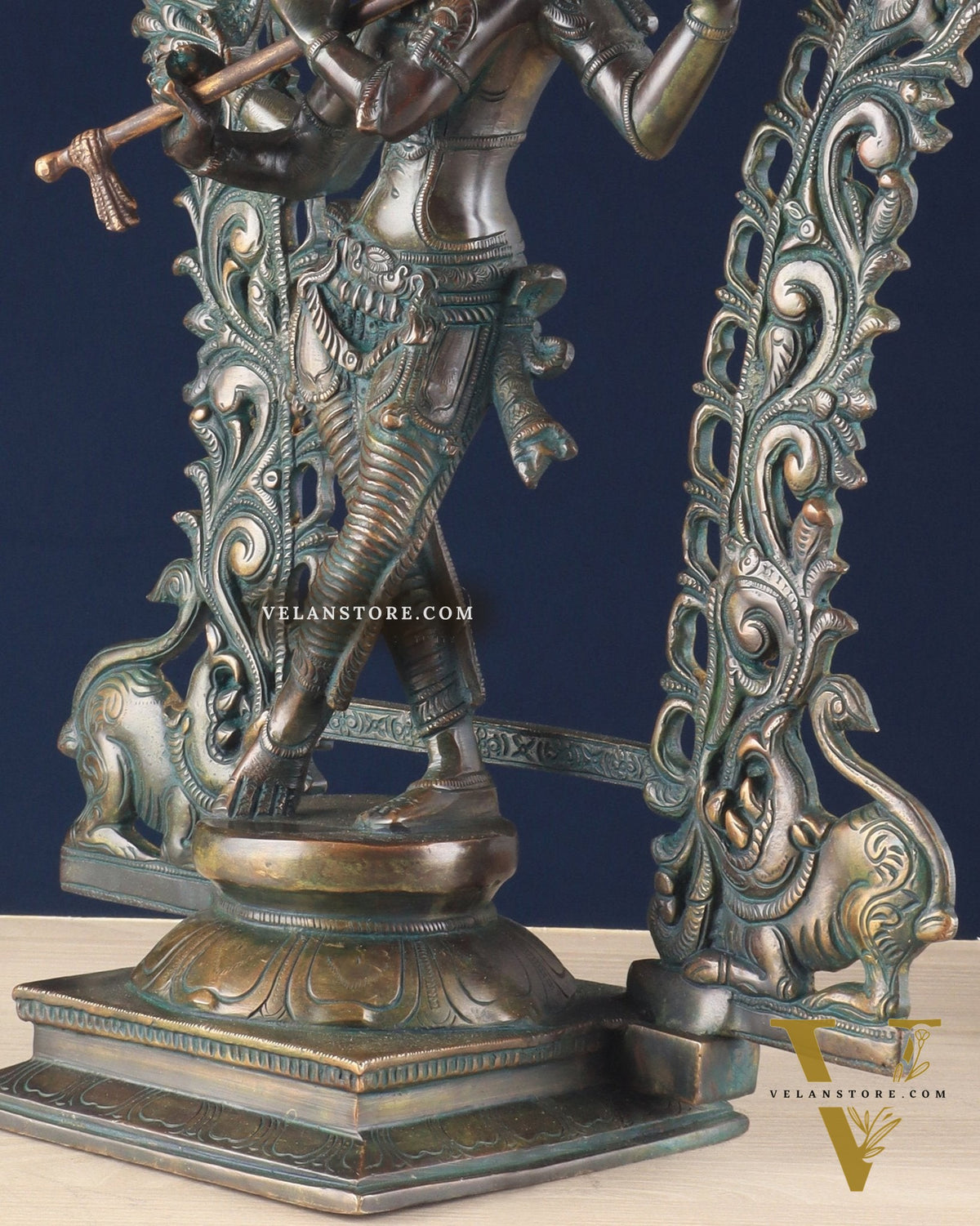 Vintage Brass Lord Krishna Statue with Prabhavali Arch – 18.5 Inches