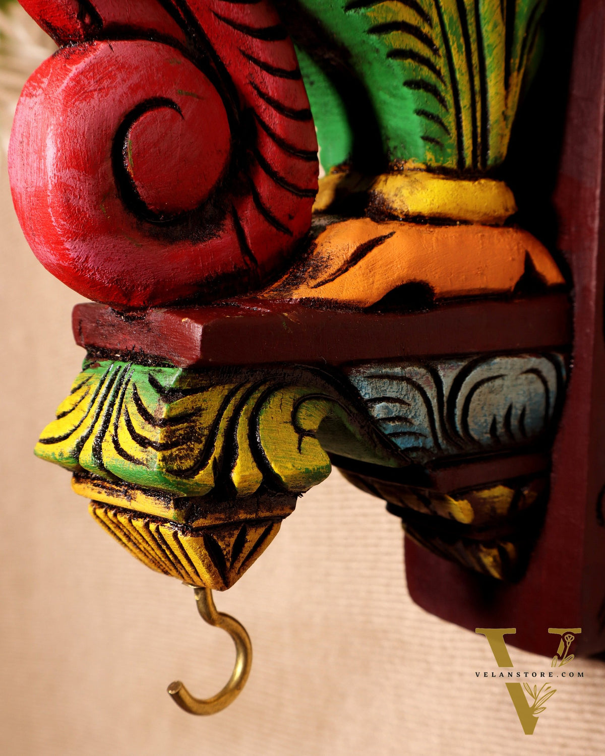 Yazhi (Yali) Wooden Wall Bracket – Handcrafted & Hand-Painted 13"