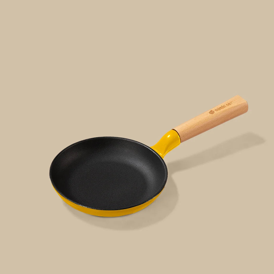 No. 6 Enamel Cast Iron Pan (16cm)