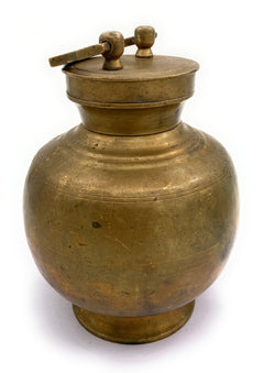 Bhunes Brass Antique Kamandal | Brass Stoup | Ganga Jali With 1 Litre Capacity,Gold, 8 Inch, 1 Piece