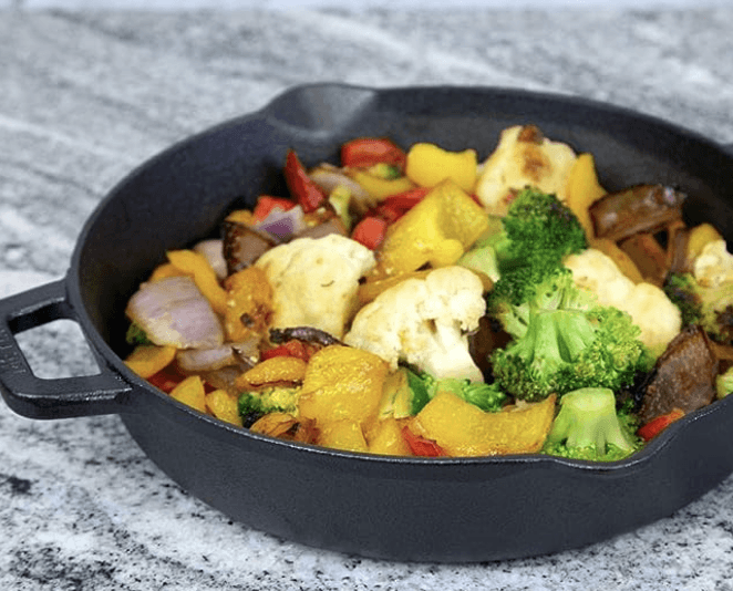 10 Pre-Seasoned Cast Iron Skillet With Pouring Lip For Cooking